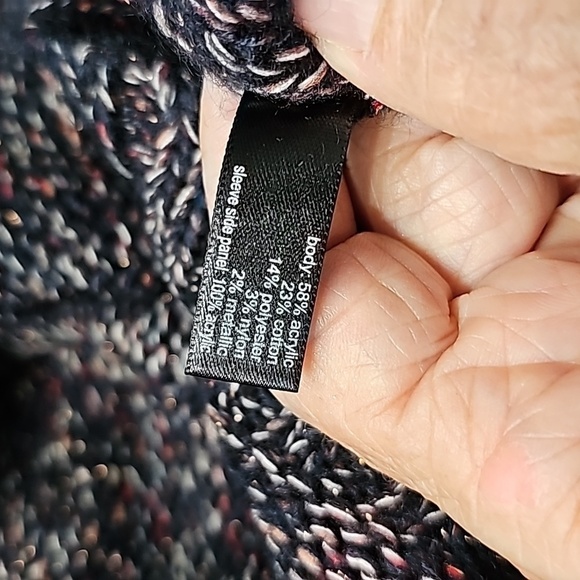 THE LIMETED, cowl neck sweater. Variegated‎ colors. Oversized small. - Picture 10 of 10